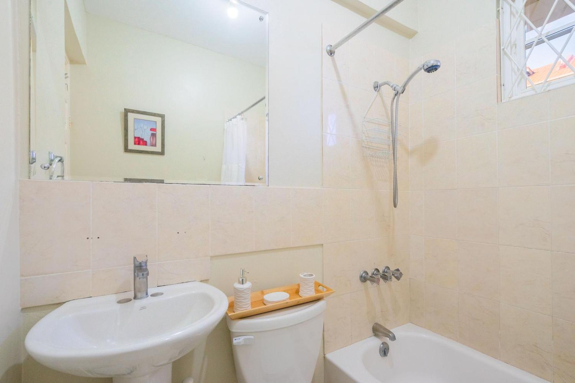 Musgrave Annex- Comfy 1 Bedroom Apartment On The Ground Floor Kingston Eksteriør bilde